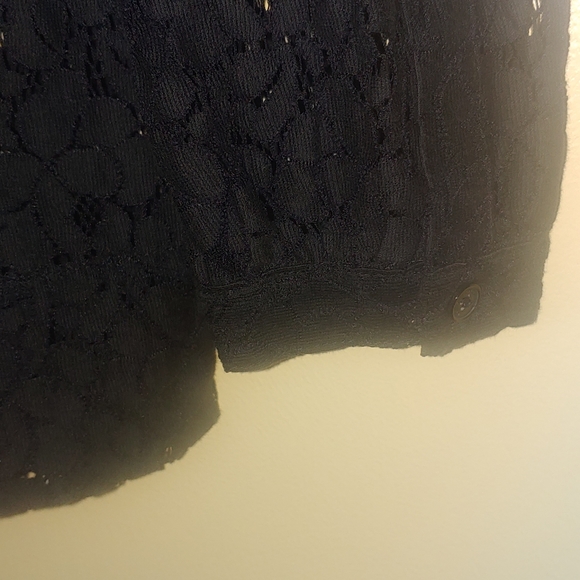 Michael Kors Black Lace long sleeve Blouse Button up size L pre-owned - Picture 9 of 9